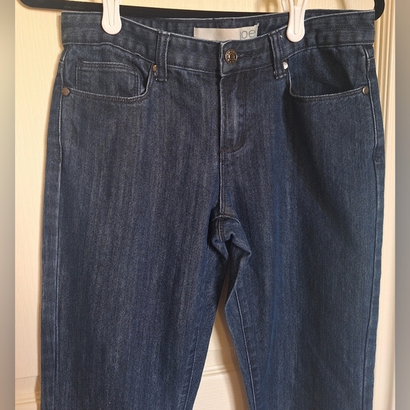 Joe fresh size 4 dark blue jeans - Picture 5 of 5